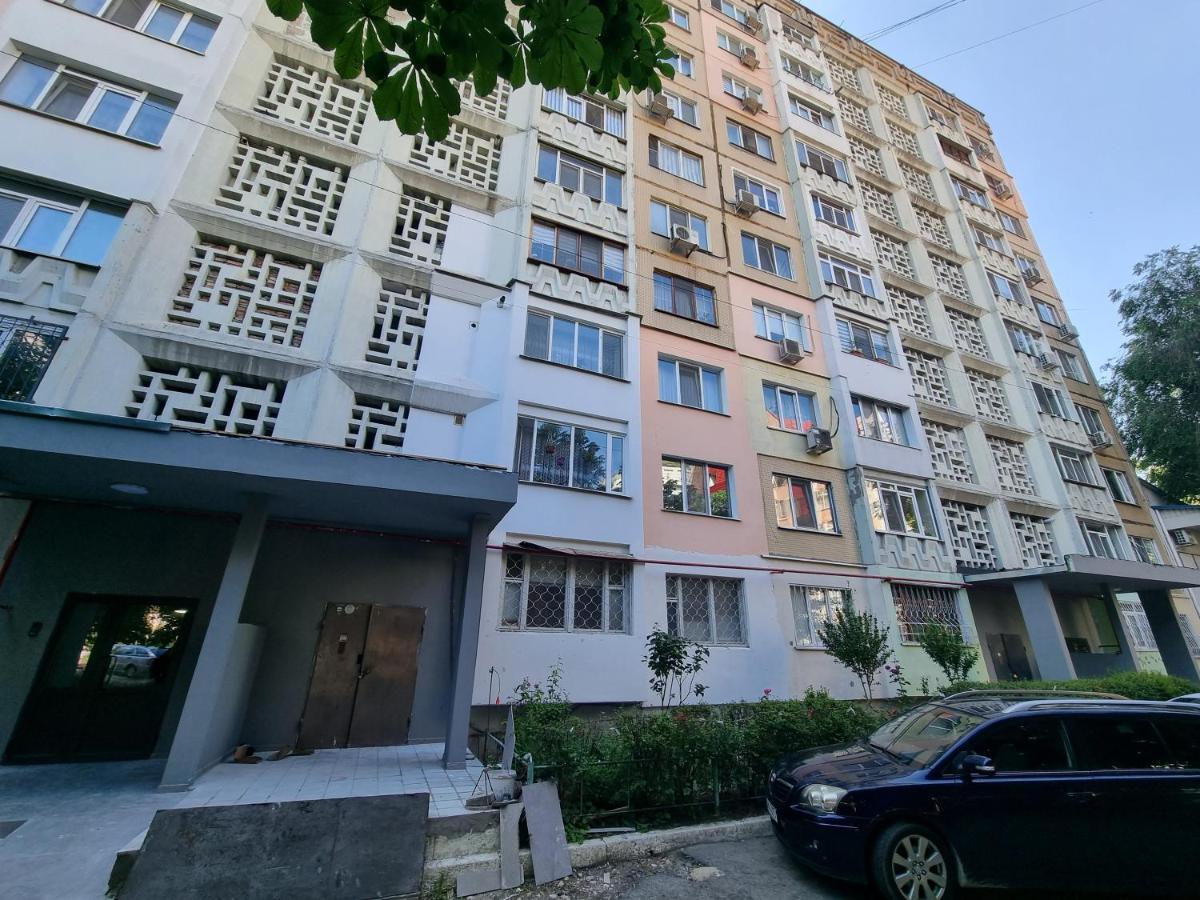Negruzzi Bd, One Bedroom Apartment Chişinau Exteriör bild