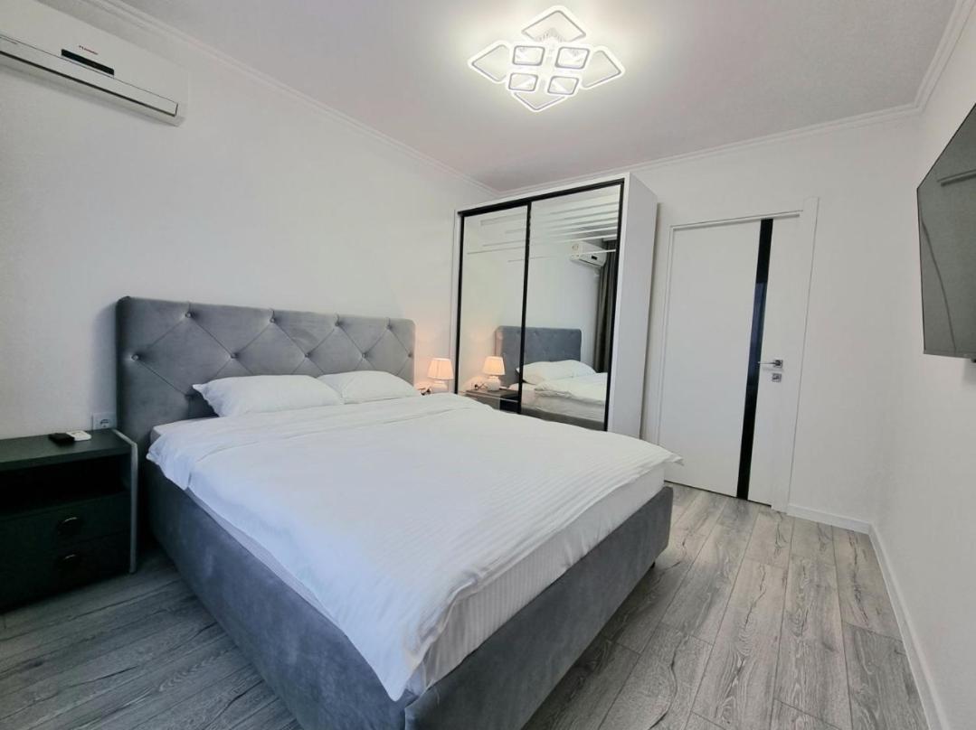 Negruzzi Bd, One Bedroom Apartment Chişinau Exteriör bild